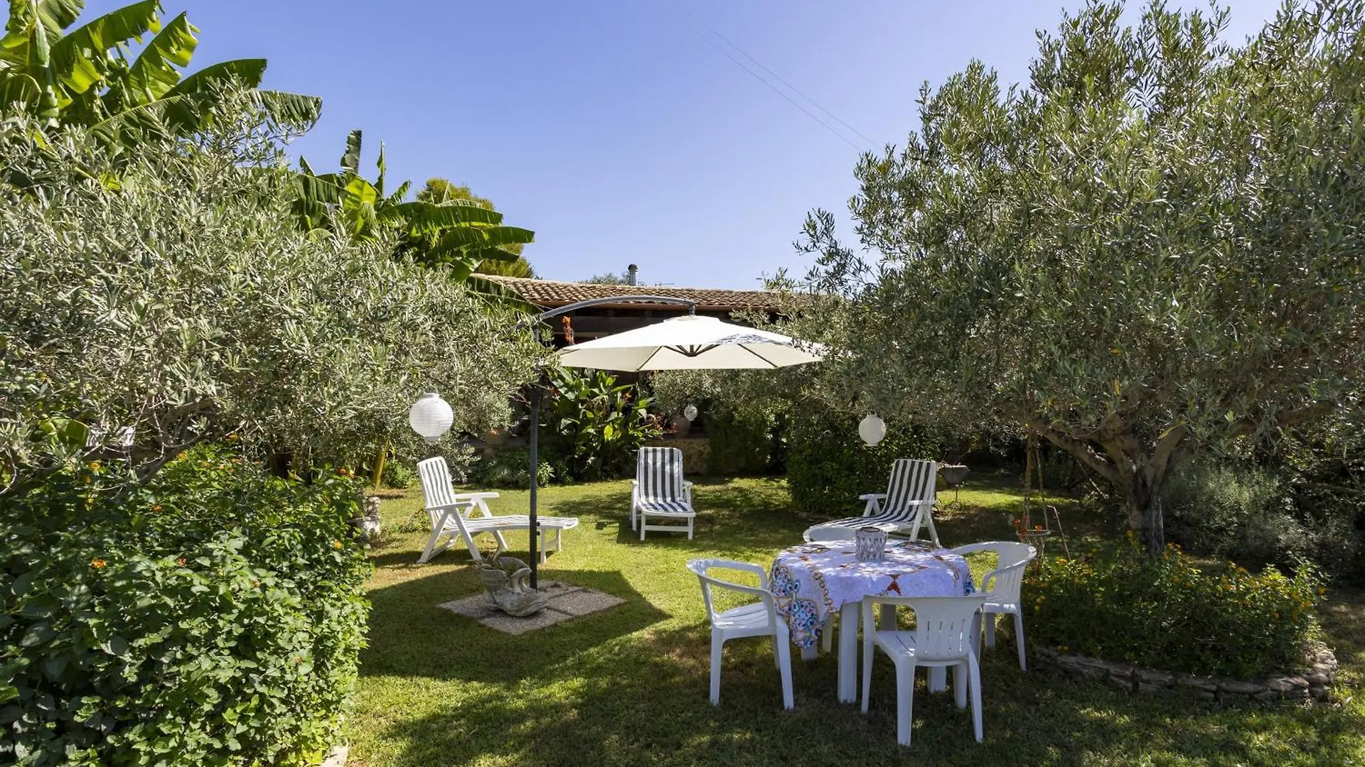 Villino Il Melograno Villa Menfi Italy